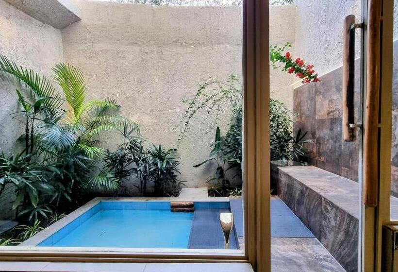 프레지덴셜 스위트, Giovanni Village Resort