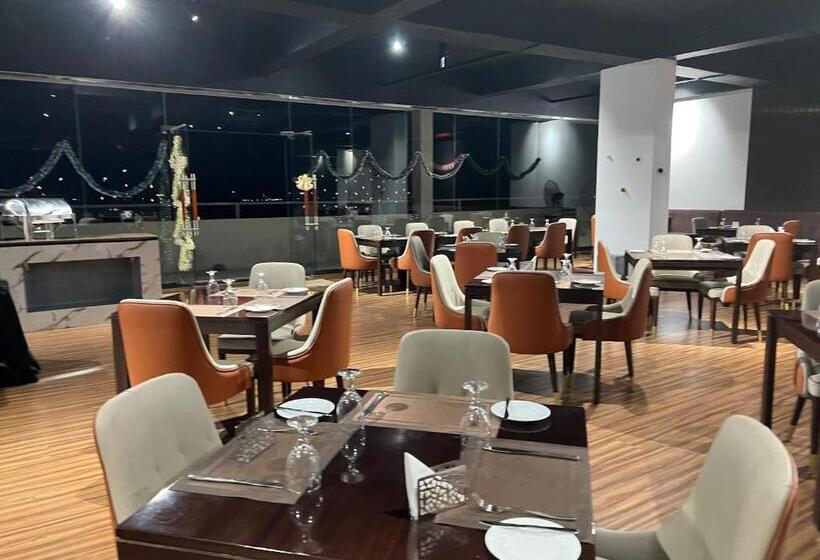 海の見える１ベッドルームアパートメント, Grand Sri Lounge   Ocean Breeze Hotel Residents