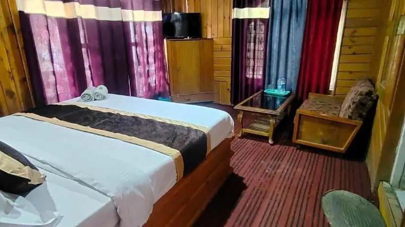 Deluxe-huone, Broadway Patnitop