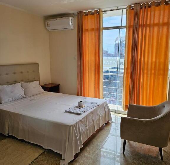 سوئیت با بالکن, Las Canastas