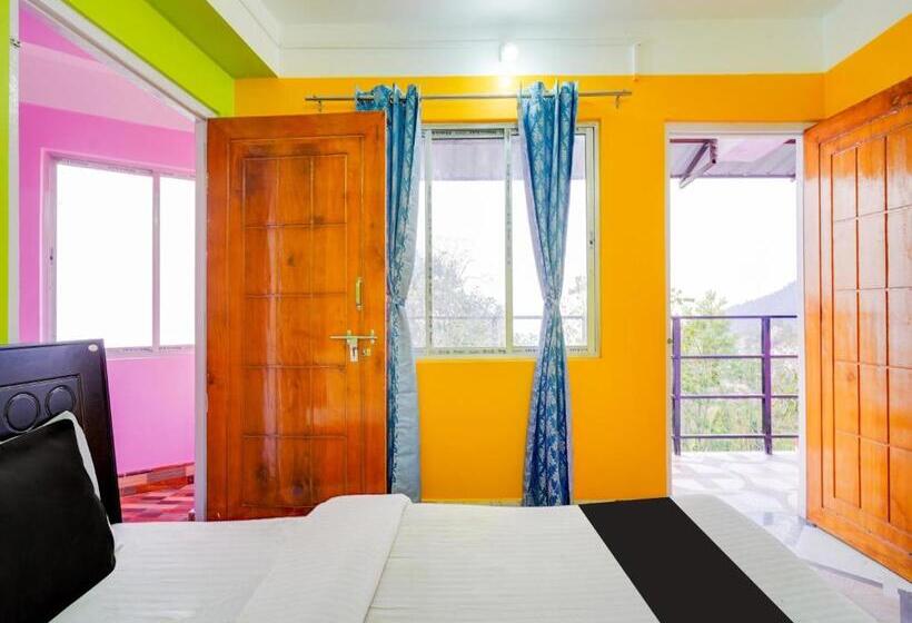 트리플 클래식 룸, Fabhotel Aliya
