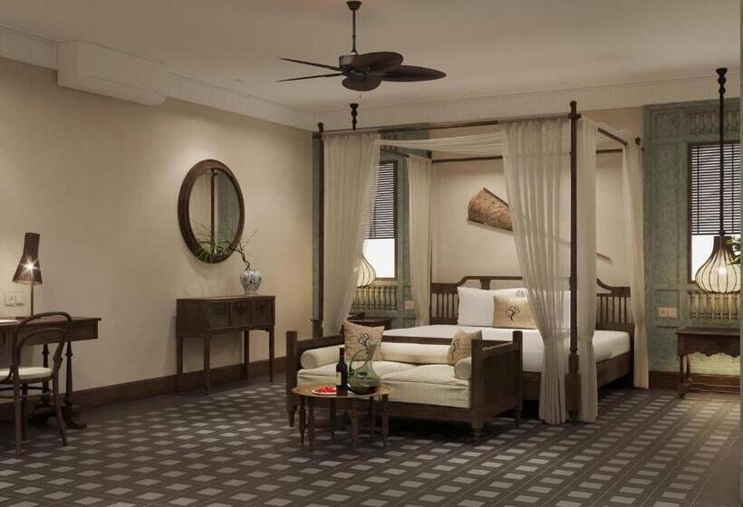 سوییت, The Signature Hoi An