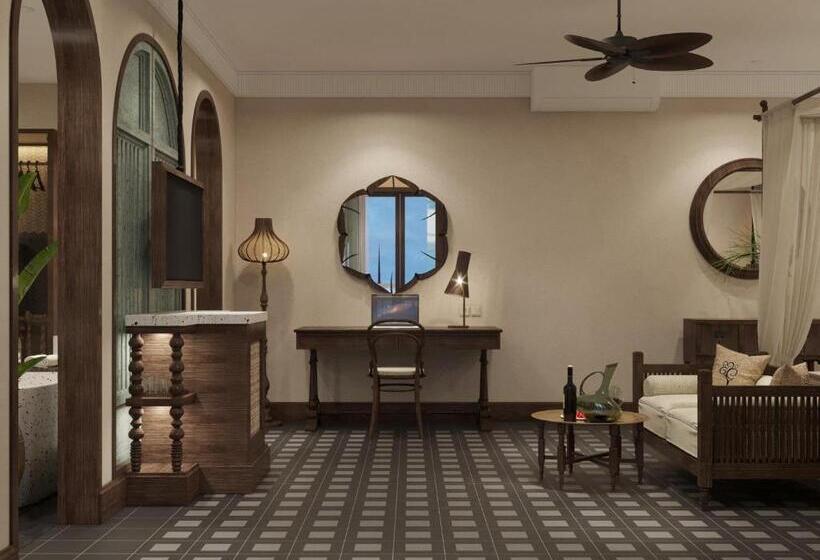 سوییت, The Signature Hoi An