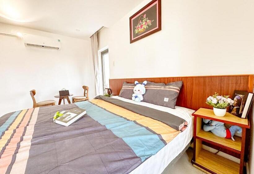 اتاق استاندارد, Hồng Châu