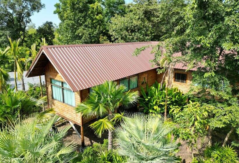 Habitación Basic, บ้านสวนแก้วคำแพง Baan Suan Kaew Khampaeng