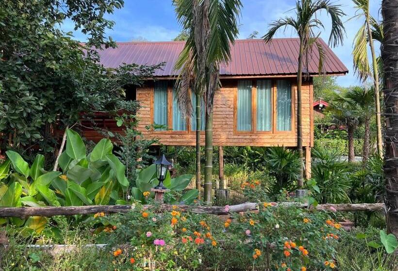 Habitación Basic, บ้านสวนแก้วคำแพง Baan Suan Kaew Khampaeng