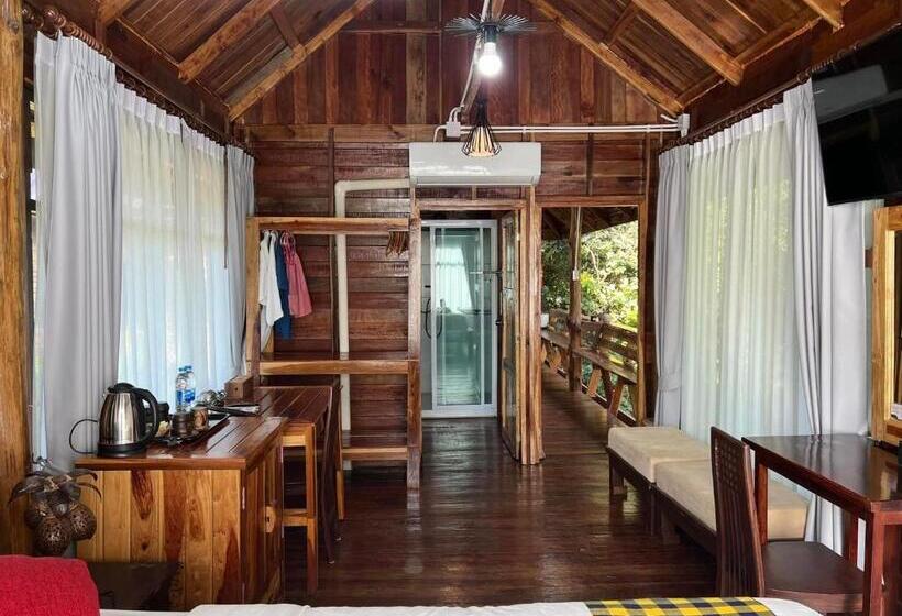 Habitación Estándar, บ้านสวนแก้วคำแพง Baan Suan Kaew Khampaeng