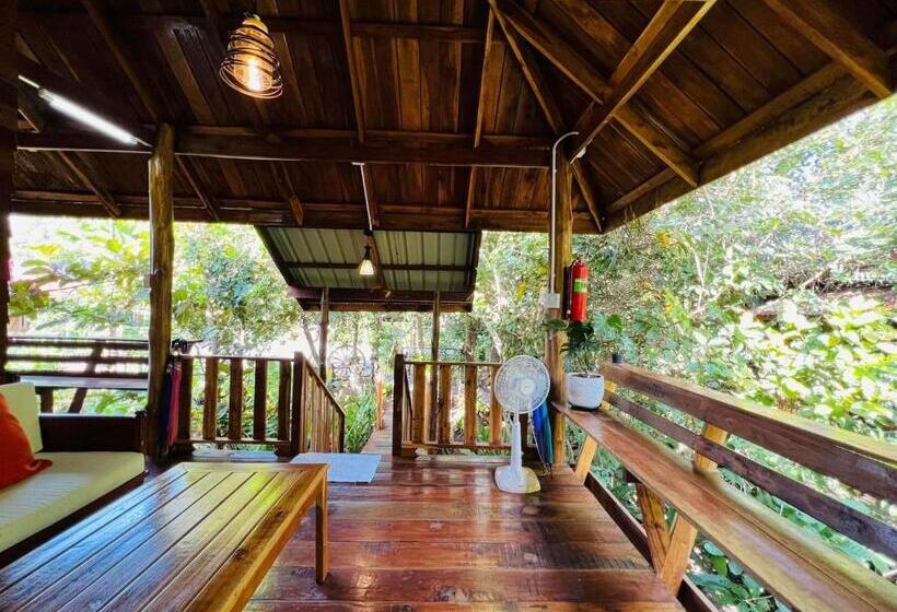 スタンダードルーム, บ้านสวนแก้วคำแพง Baan Suan Kaew Khampaeng