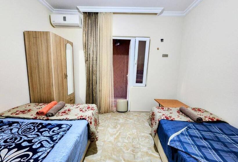 اتاق استاندارد سه تخته با سرویس بهداشتی مشترک, Guest House Nona