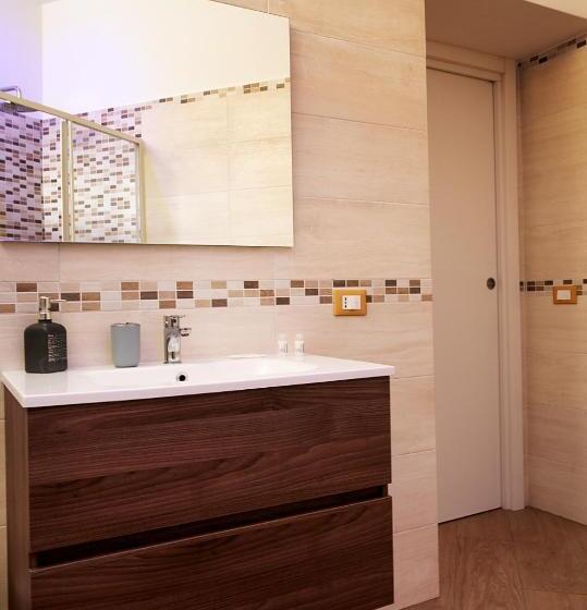 חדר משפתחתי סופריור, Domus Cuomo B&b