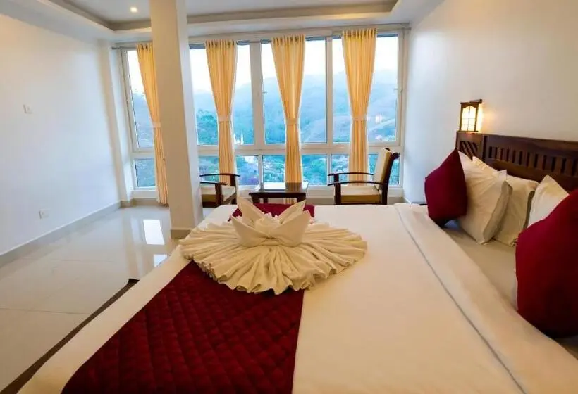 Standardzimmer, Carmel Top Munnar