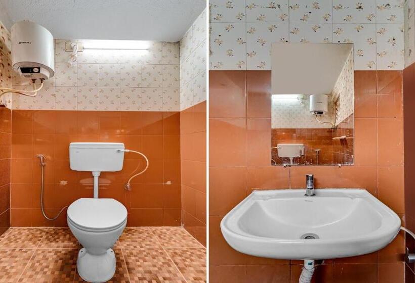 トリプルクラシックルーム, Oyo Dev Holiday Homestay