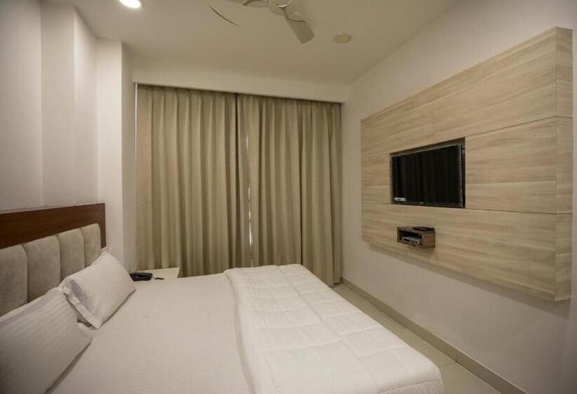 Quarto Deluxe, Le Mars Hotel Ladan