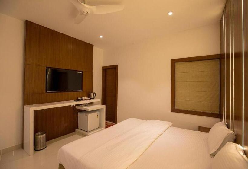 غرفة ديلوكس سرير كينج, Le Mars Hotel Ladan