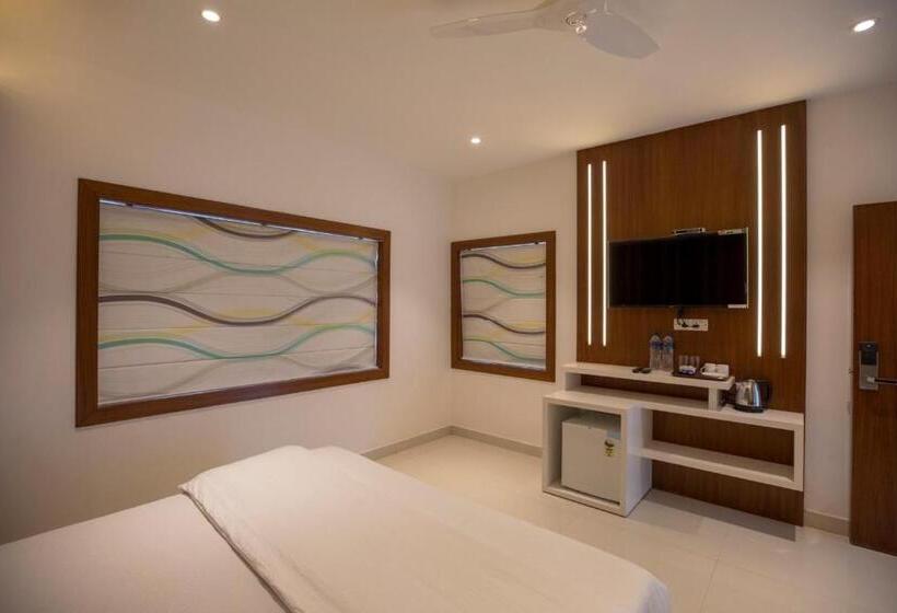 غرفة ديلوكس سرير كينج, Le Mars Hotel Ladan