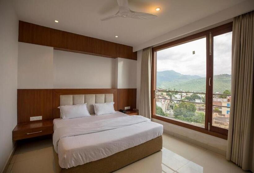 غرفة قياسية, Le Mars Hotel Ladan