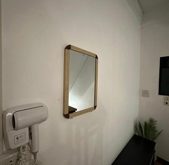 تختخواب در اتاق مشترک, Thai Siwilai Hostel By Tcd