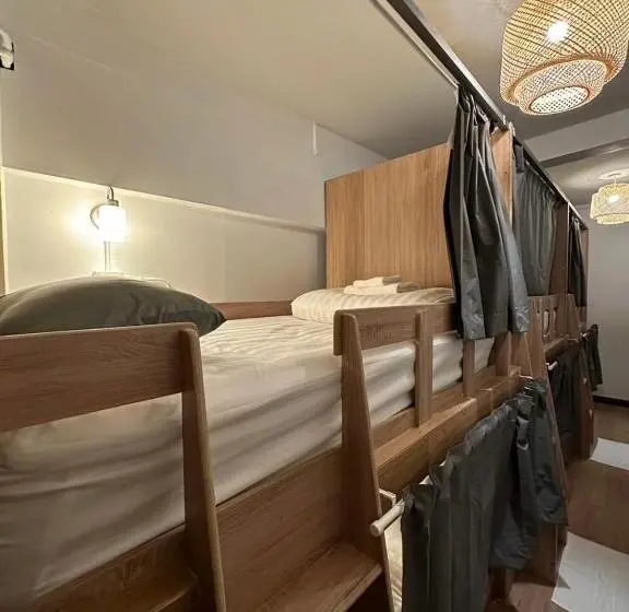 تختخواب در اتاق مشترک, Thai Siwilai Hostel By Tcd