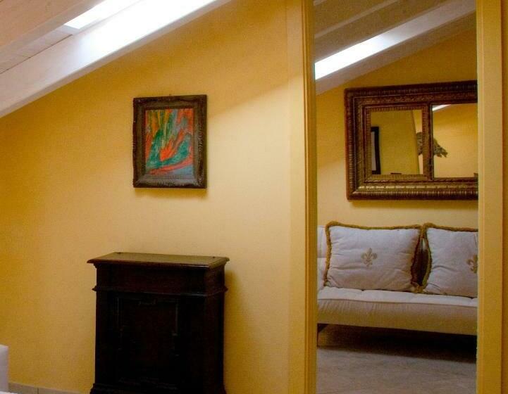 Полулюкс, B&b A Casa Dell'antiquario