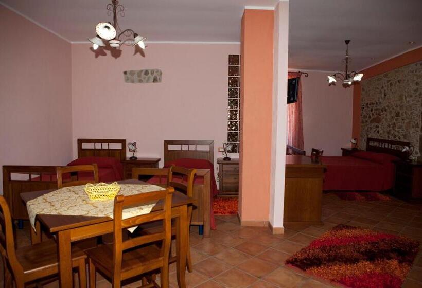 四人标准间, B&b Del Borgo