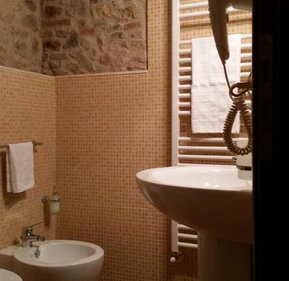 舒适三人间, B&b Del Borgo