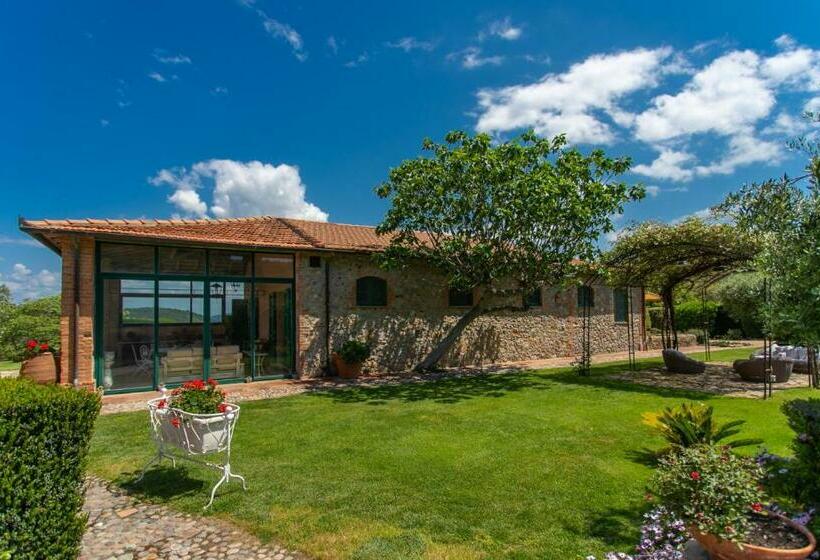 Номер Стандарт Трехместный, Country Relais La Mortella