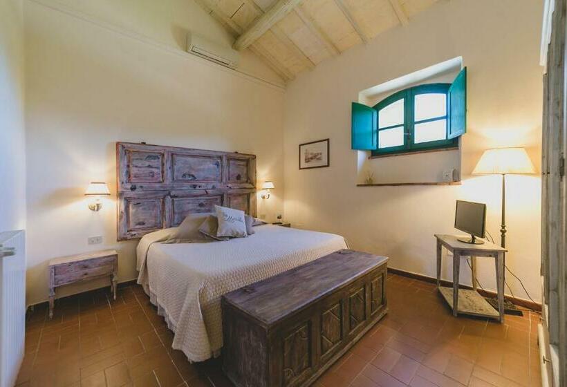 Номер Стандарт Трехместный, Country Relais La Mortella