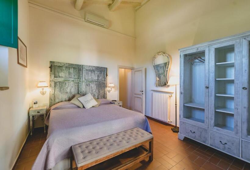 Номер Стандарт, Country Relais La Mortella