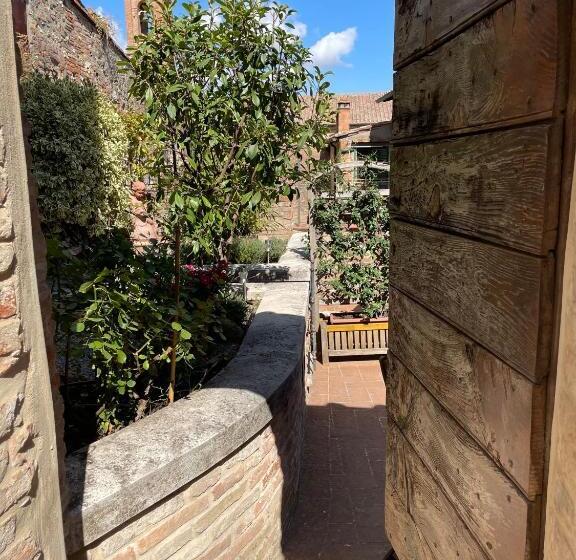 סטודיו סטנדרטי נוף לגינה, La Dimora Nel Corso