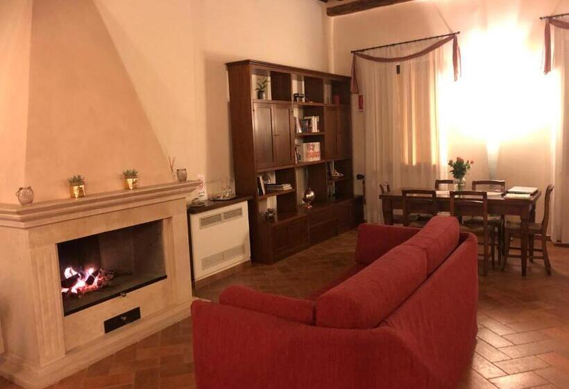 דירת חדר, La Dimora Nel Corso