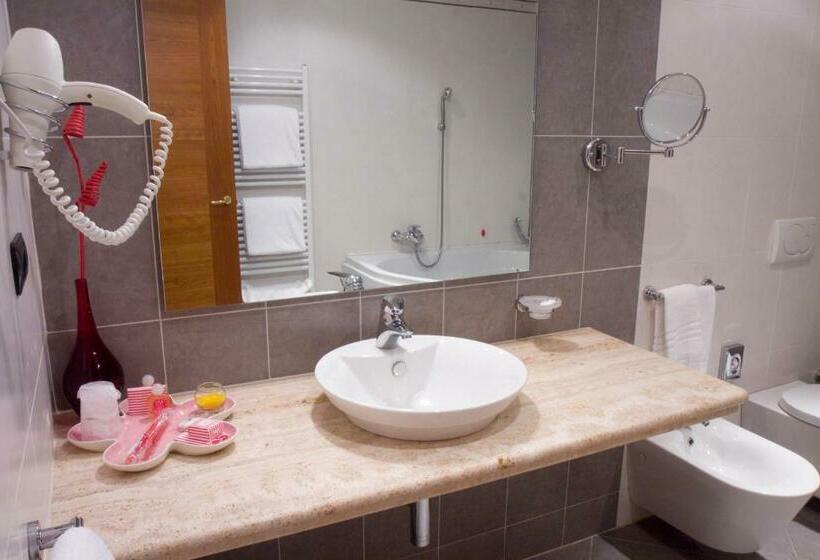 חדר סטנדרט, Hm Motel