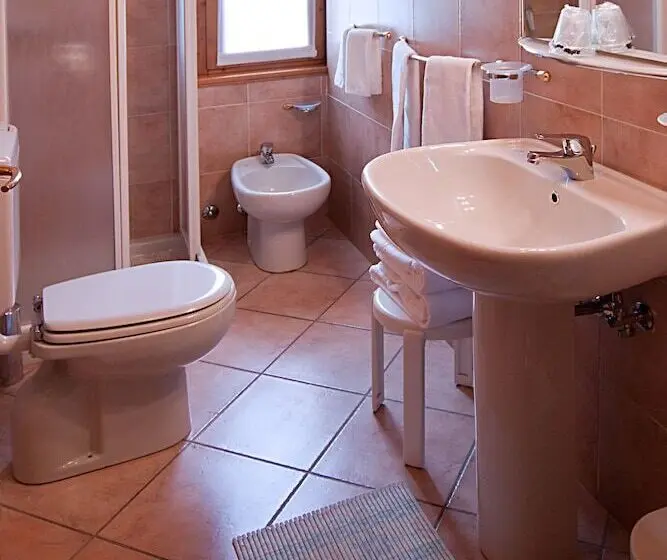 スタンダード４人部屋, Albergo Milano