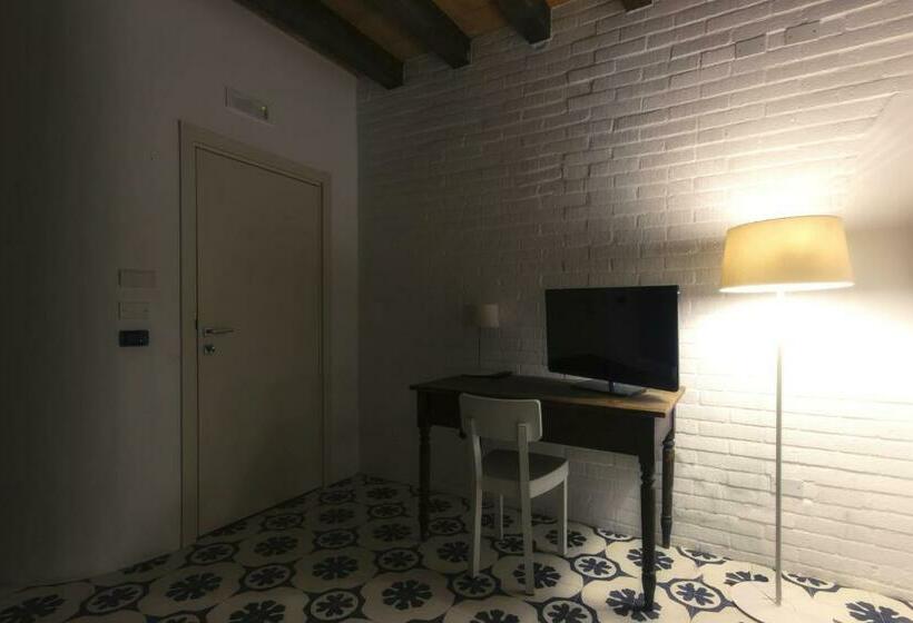 Номер Superior, Antichi Ricordi