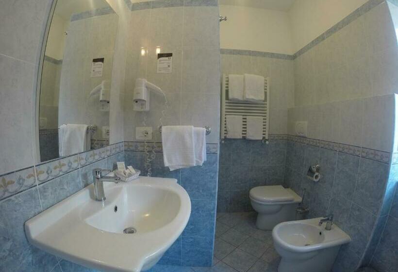 חדר סטנדרט יחיד, Aquila