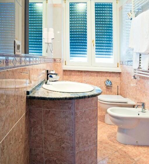 חדר סטנדרט, Aquila