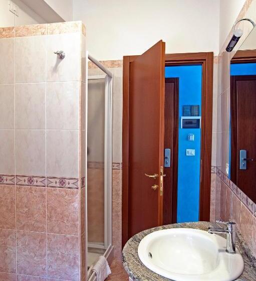 חדר סטנדרט, Aquila