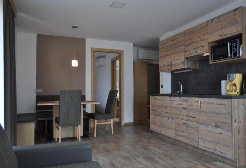 발코니가 있는 2 베드룸 아파트, B&b   Apartments Sunnwies