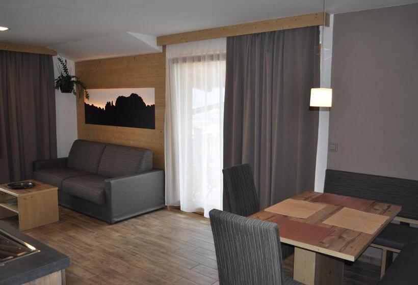 발코니가 있는 2 베드룸 아파트, B&b   Apartments Sunnwies