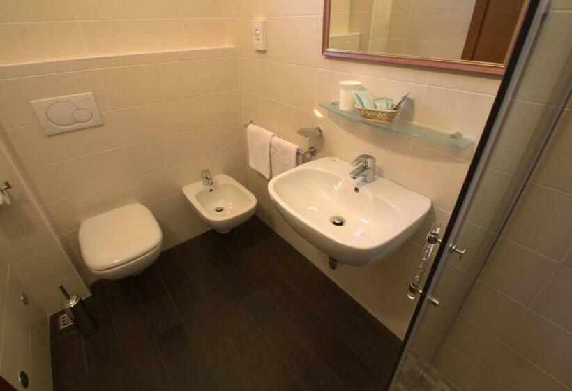 اتاق استاندارد, Belmar