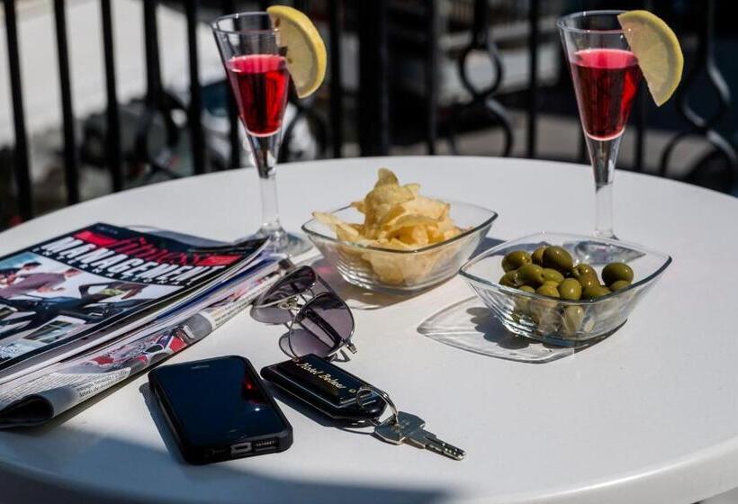 اتاق استاندارد چهارنفره با بالکن, Belmar