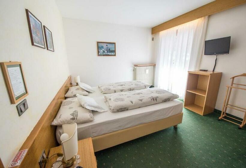 غرفة قياسية, Garnì Bucaneve