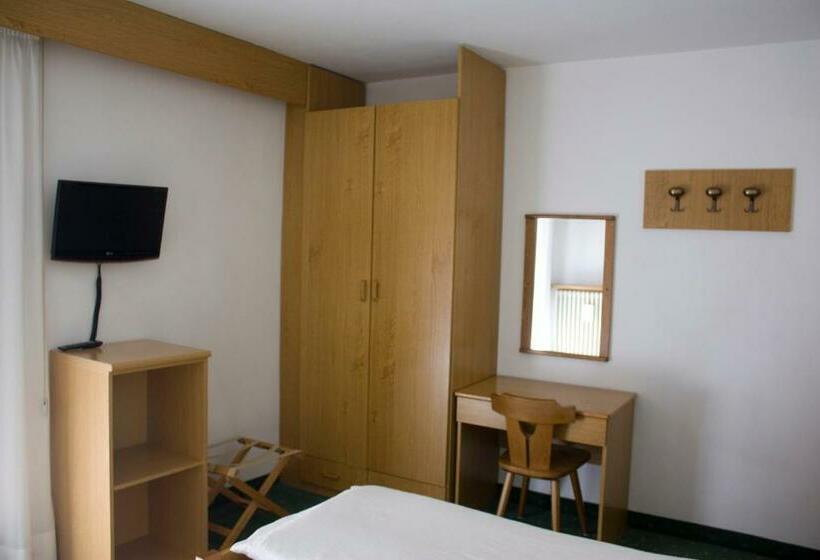 غرفة قياسية, Garnì Bucaneve