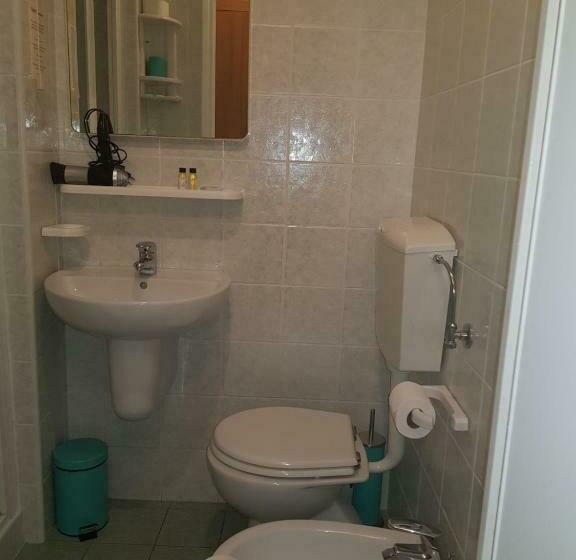 اتاق استاندارد, Canarco