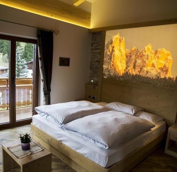 듀플렉스 주니어 스위트, El Paster