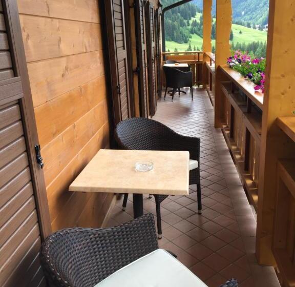 산 전망 스위트, El Paster