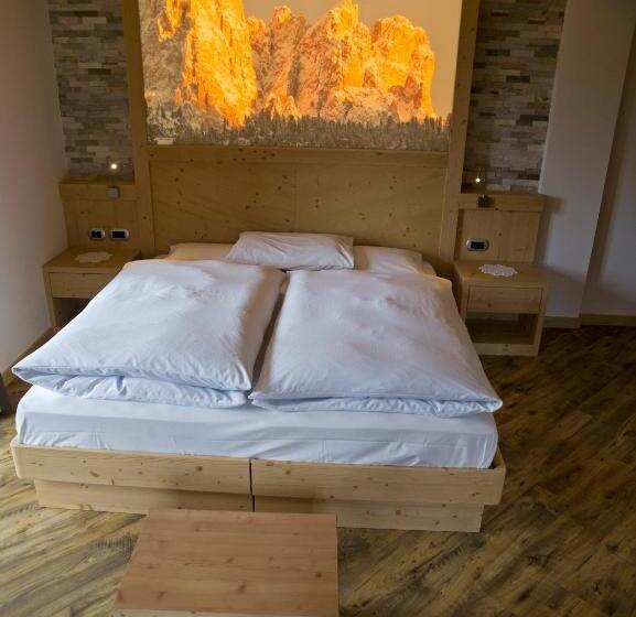 듀플렉스 주니어 스위트, El Paster