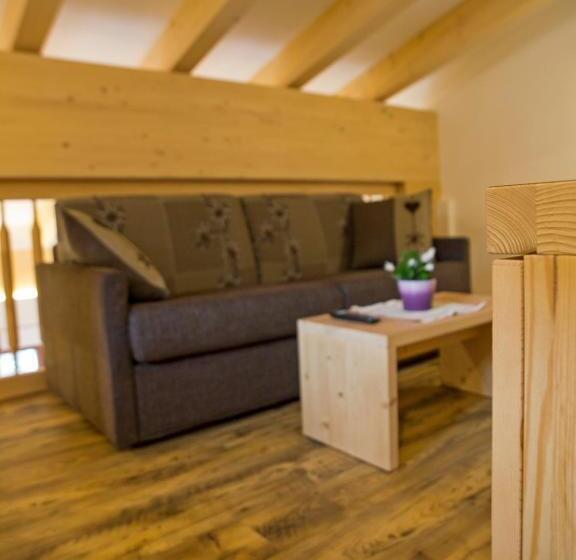 듀플렉스 주니어 스위트, El Paster