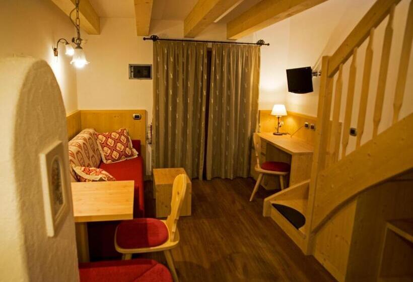 듀플렉스 주니어 스위트, El Paster