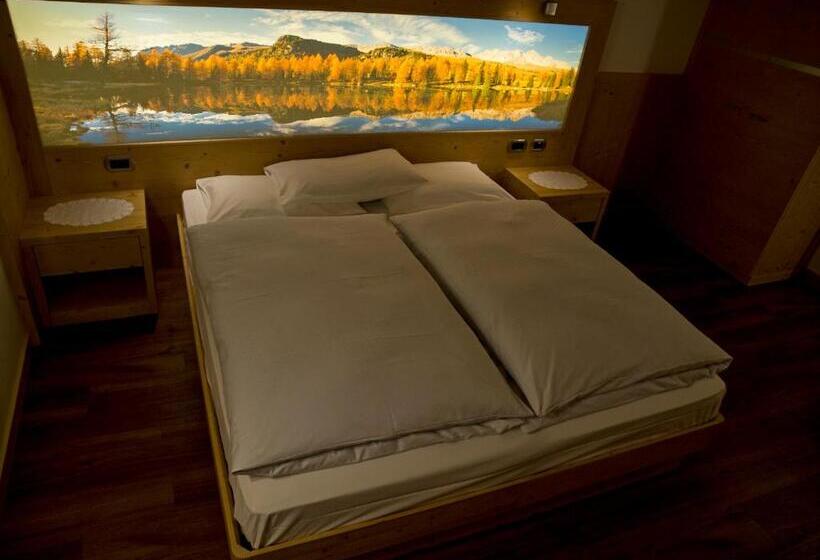 듀플렉스 주니어 스위트, El Paster