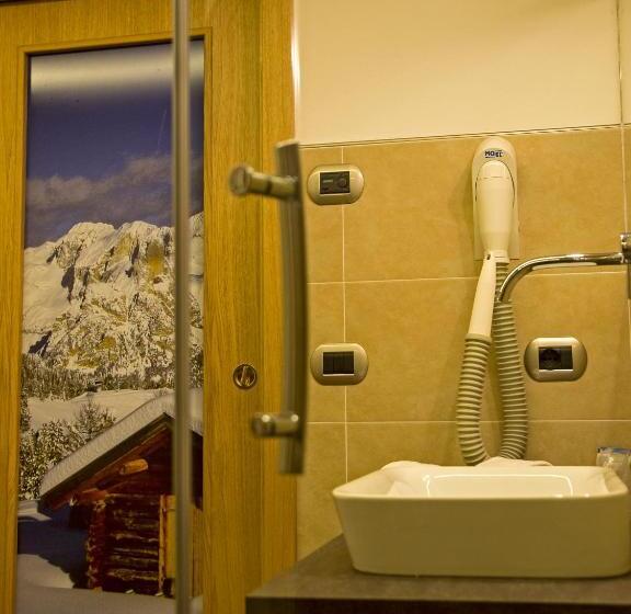 듀플렉스 주니어 스위트, El Paster